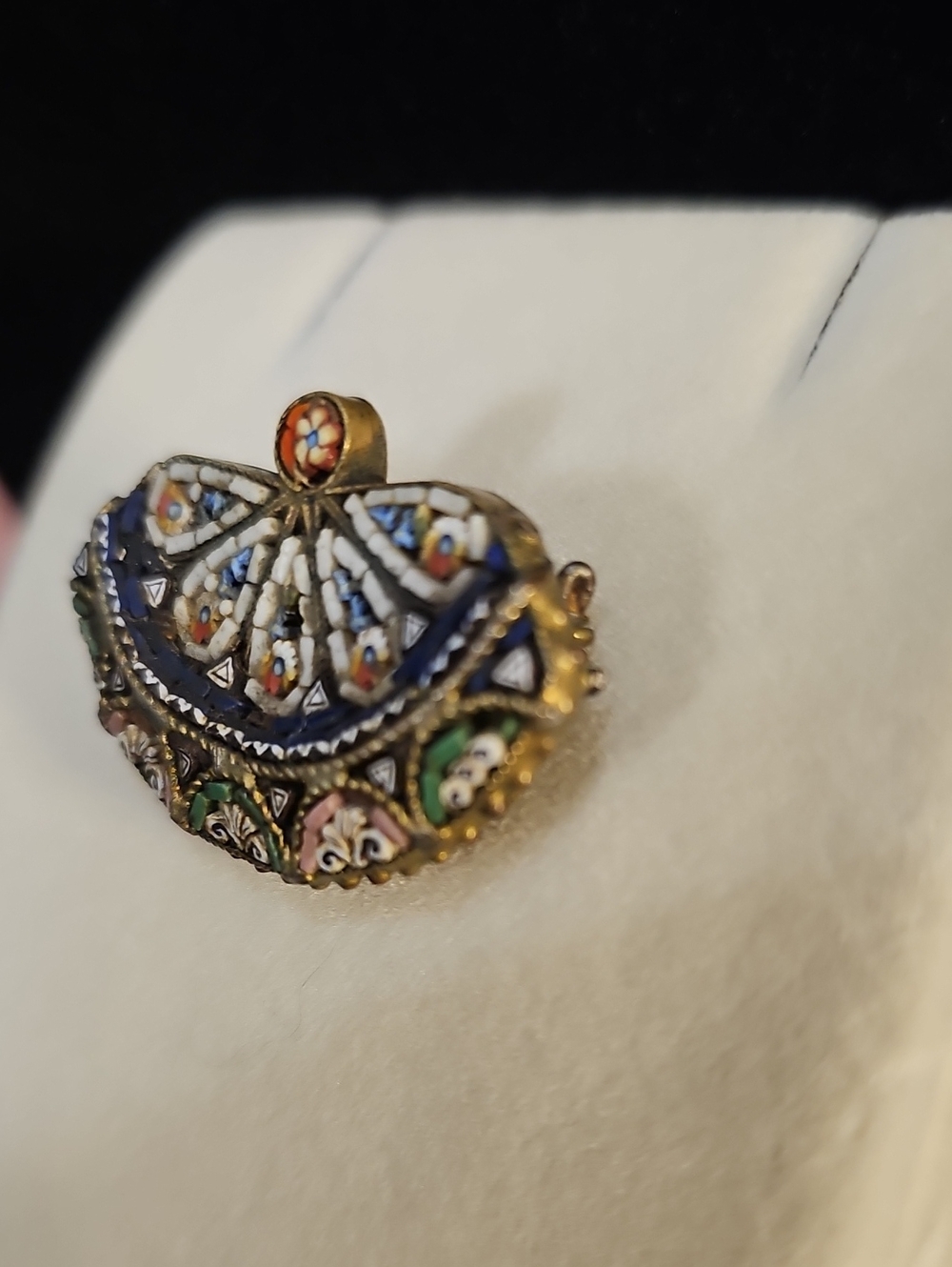 Vintage Italian Micro-Mosaic Fan Brooch - Picture 3 of 4